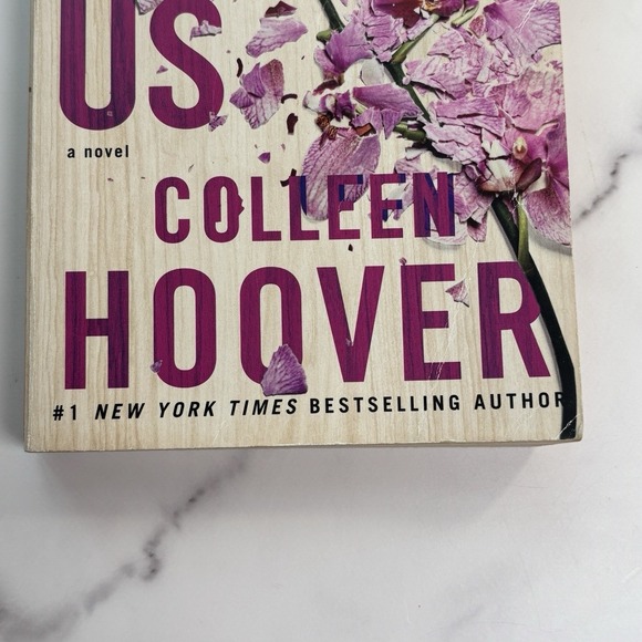 It Ends with Us by Colleen Hoover (2022, Trade Paperback) - Picture 2 of 9